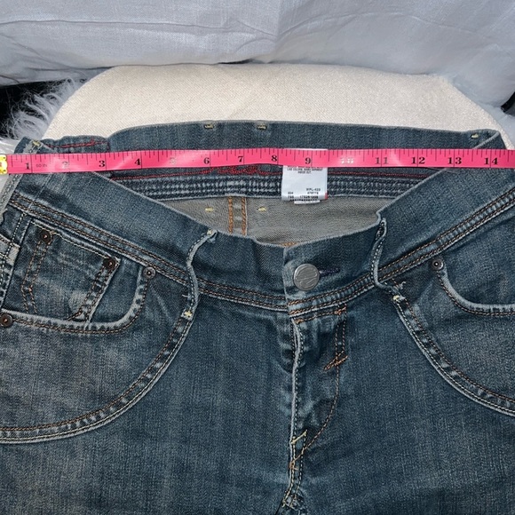 Vintage Levi’s Red - Picture 10 of 12